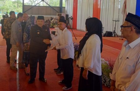 Jombang Lantik 2.480 Pengurus Koperasi Merah Putih, Dorong Kemandirian Ekonomi Desa Foto BeritaJatim.com