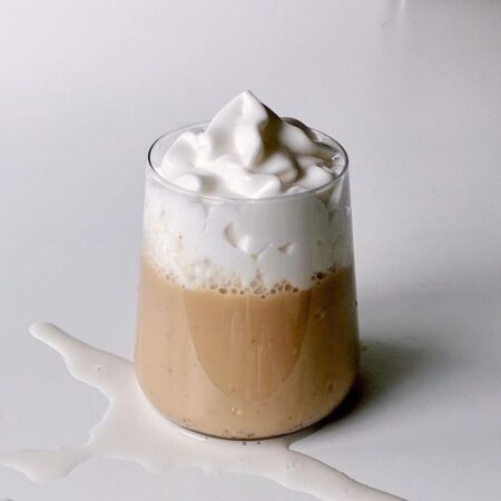 Cloud Coffee: Minuman Tren yang Diklaim Sehat, Mitos atau Fakta? Foto BeritaJatim.com