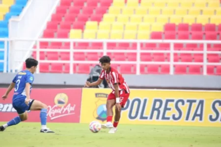 Polemik Sewa Stadion GDS Ganggu Persiapan Deltras Sambut Liga 2 2025/2026 Foto BeritaJatim.com