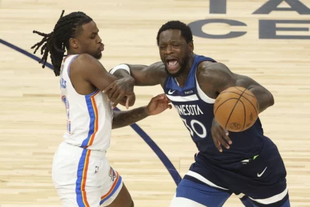 Kalahkan Thunder 143-101, Timberwolves Pangkas Skor Jadi 1-2 Foto BeritaJatim.com