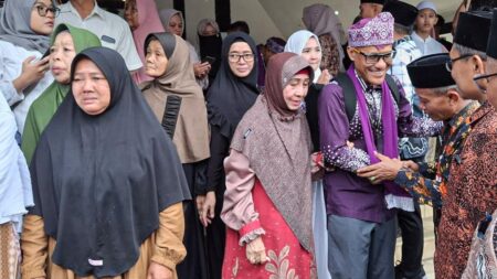 Panik, 27 Calon Jemaah Haji Lumajang Diberangkatkan Secara Tiba-Tiba Foto BeritaJatim.com
