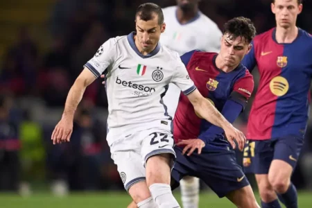 Drama 6 Gol Warnai Laga Barcelona vs Inter, Second Leg Jadi Final Sebelum Final Foto BeritaJatim.com