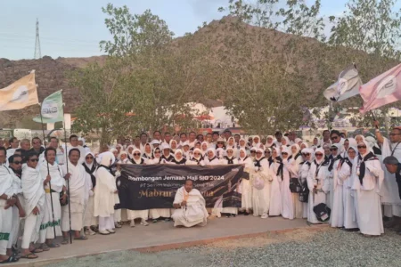 Berangkatkan Jemaah Haji Kloter Pertama, Ini Pesan Menag Foto BeritaJatim.com