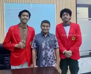 Pengalaman Magang di PT Solusi Media Bersaudara : Mahasiswa UNTAG Surabaya Giatkan Optimalisasi Website sebagai Alat Publikasi Perusahaan Foto BeritaJatim.com
