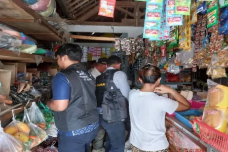 Dapat DBHCHT Rp1,7 M, Satpol PP Blitar Kian Gencar Berantas Rokok Ilegal Foto BeritaJatim.com