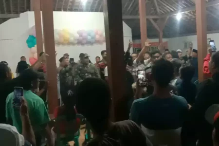 Melakukan Poligami, Perangkat Desa di Blitar Jadi Sasaran Amukan Warga Foto BeritaJatim.com