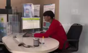 Menjaga Citra dan Informasi Publik Sebagai Customer Service di PT PLN (Persero) Foto BeritaJatim.com