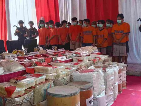 Polda Jatim Musnahkan 64 Kg Sabu dan Jutaan Obat Terlarang dari Ribuan Perkara Foto BeritaJatim.com