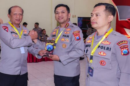 Kinerja Cemerlang! Polresta Sidoarjo Naik Podium Teratas dalam Penanganan Kasus Foto BeritaJatim.com
