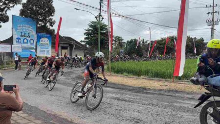 Tour de Banyuwangi Ijen Pukau Pebalap Mancanegara, Nicolo Pettiti: Serasa Tour de France Foto BeritaJatim.com
