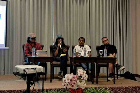 ARTSUBS 2025 di Surabaya: Seniman Ajak ‘Berbicara’ dengan Materialitas Kota Foto BeritaJatim.com