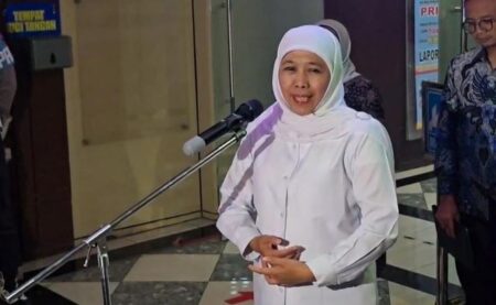 KPK Cecar Khofifah Soal Perencanaan Hingga Pelaksanaan Dana Hibah Foto BeritaJatim.com