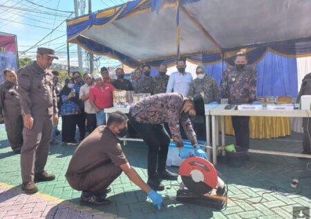 Kejaksaan Sampang Musnahkan BB Kejahatan, Terbanyak Kasus Narkoba Foto BeritaJatim.com