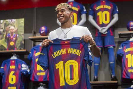 70 Ribu Jersey Lamine Yamal Terjual dalam 24 Jam, Hasilkan Rp189,9 Miliar Foto BeritaJatim.com