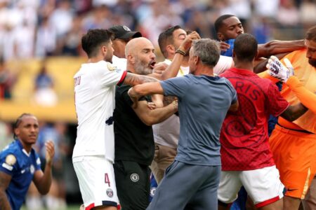 Antiklimaks Paris Saint-Germain; Kartu Merah, Tawuran, dan Terancam di Ballon d’Or Foto BeritaJatim.com