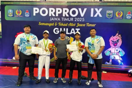 Gulat Jadi Penyumbang Medali Terbanyak untuk Lamongan di Porprov Jatim 2025 Foto BeritaJatim.com