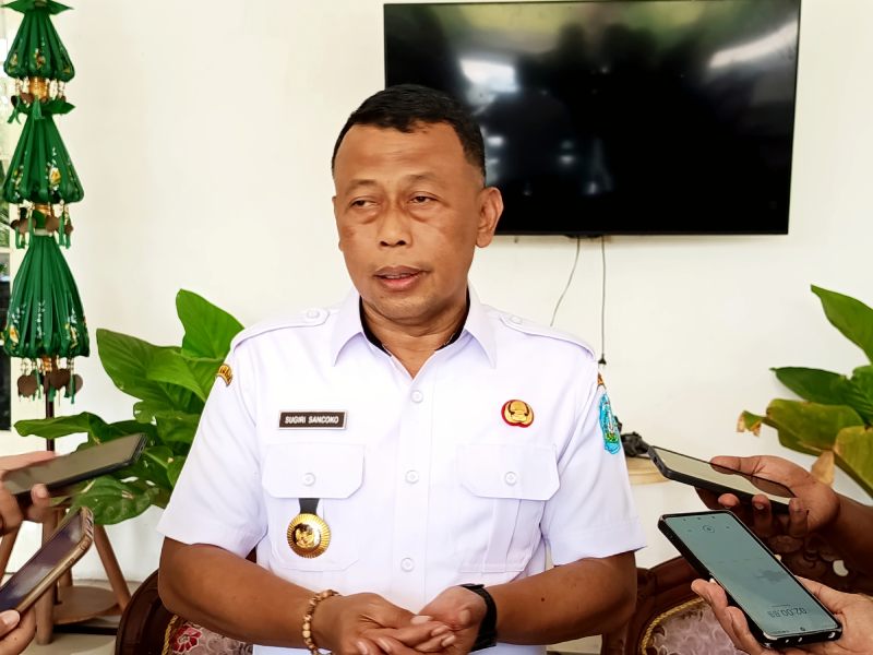 KPK Amankan Uang Tunai Saat OTT Bupati Ponorogo Sugiri Sancoko Foto BeritaJatim.com