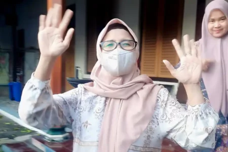 Dua Kali Diperiksa Kejari Blitar soal Kasus Korupsi, Mak Rini: Alhamdulillah Foto BeritaJatim.com