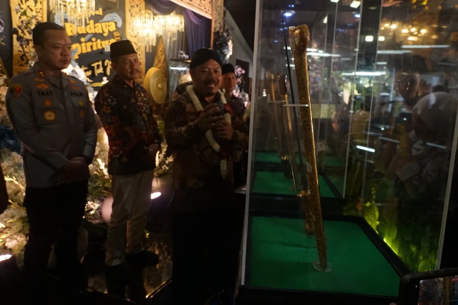 Festival Budaya Spiritual di Tulungagung Pamerkan Keris Milik Prabowo dan Fadli Zon Foto BeritaJatim.com