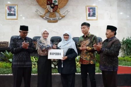 3 Raperda Disetujui DPRD Kota Kediri, Mbak Wali Harapkan Terus Tingkatkan Sinergi Foto BeritaJatim.com