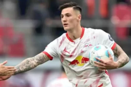 Manchester United dan Newcastle Rebutan Benjamin Sesko, Leipzig Patok Harga Fantastis Foto BeritaJatim.com