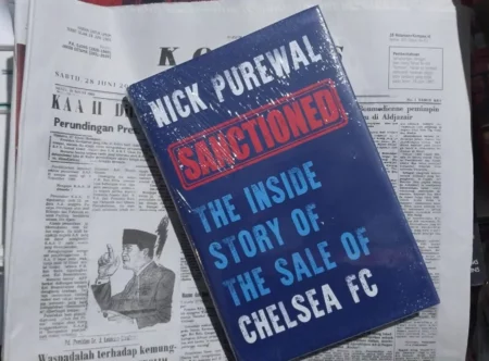 Sinopsis Buku Sanctioned: The Inside Story of the Sale of Chelsea FC Foto BeritaJatim.com