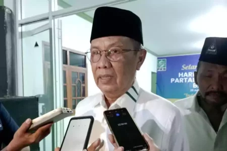 Saran Evaluasi Ketua DPRD Bondowoso untuk PDAM: Karyawan Titipan yang Gak Bisa Kerja, Berhentikan! Foto BeritaJatim.com