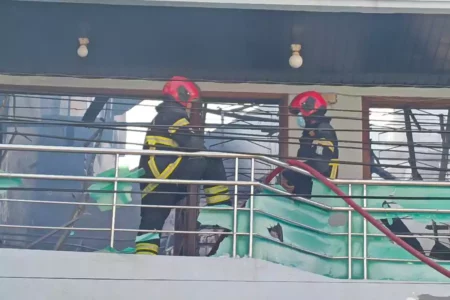 Kerugian Capai Rp14,6 Miliar, 93 Kebakaran Terjadi di Surabaya Selama Januari–Juni 2025 Foto BeritaJatim.com
