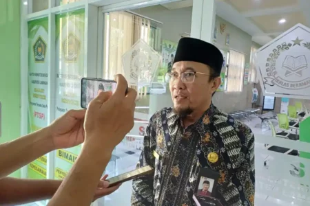Kemenag Lamongan Pastikan Travel Umroh Tawwaabiin Bodong Foto BeritaJatim.com