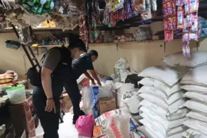 Dispangtan Temukan Beras Oplosan, Satgas Pangan Polresta Malang Kota Mulai Pantau Pasar Foto BeritaJatim.com