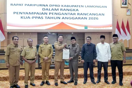 DPRD Lamongan Setuju Perubahan APBD 2025, Pak Yes Pastikan Anggaran Berpihak ke Rakyat Foto BeritaJatim.com