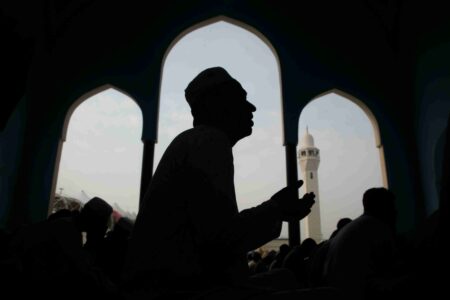 Begini Cara dan Waktu Terbaik dan Tepat Sholat Taubat Foto BeritaJatim.com