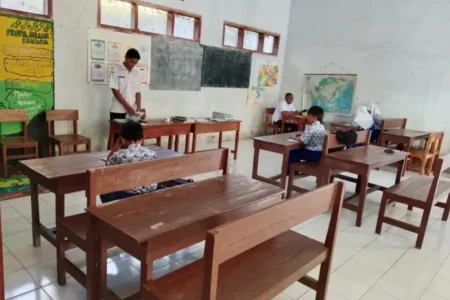 Fraksi Demokrat-PKS DPRD Soroti Tingginya Angka Anak Putus Sekolah di Bondowoso Foto BeritaJatim.com