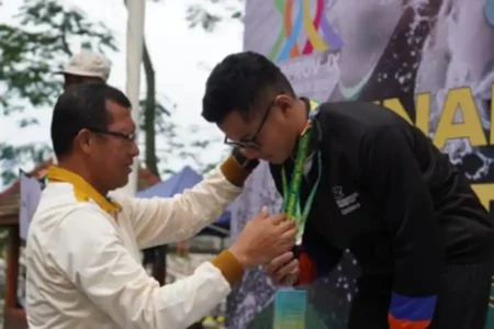 Surabaya dan Sidoarjo Juara Renang Perairan Terbuka Porprov Jatim 2025 Foto BeritaJatim.com