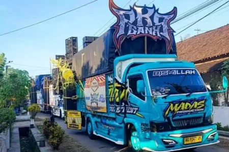 Persaudaraan Kades Blitar Minta Youtuber Horeg Bijak: Rekam yang Baik-Baik Saja Lah Foto BeritaJatim.com