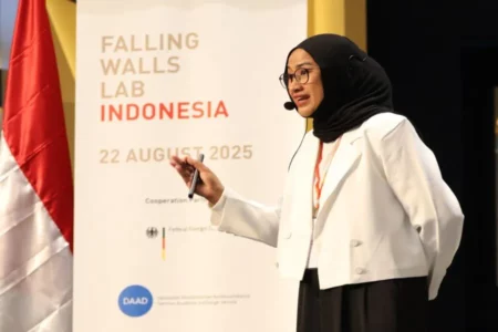 Falling Walls Lab Indonesia 2025 Cetak Inovator Muda, Fadhilah Wakili RI ke Berlin Foto BeritaJatim.com