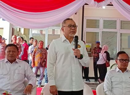 Menko Pangan Zulhas: Koperasi Merah Putih Kembalikan Ekonomi Rakyat Foto BeritaJatim.com