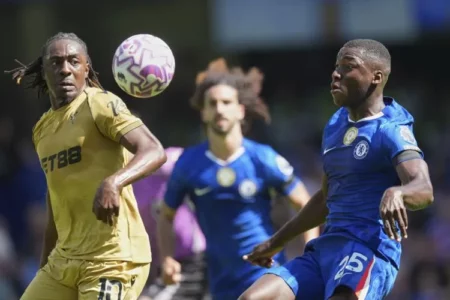 VAR Selamatkan Chelsea dari Kekalahan atas Crystal Palace Foto BeritaJatim.com