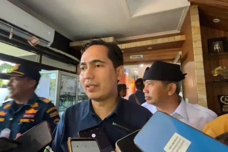 Urai Macet di Pelabuhan Ketapang Banyuwangi, Truk di Bawah 35 Ton Boleh Langsung Menyeberang Foto BeritaJatim.com