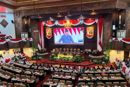 Gubernur Jatim Nilai Pidato Kenegaraan Presiden Prabowo Refleksi dan Proyeksi Pembangunan Bangsa Foto BeritaJatim.com