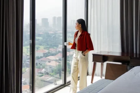 Rayakan Hari Kemerdekaan dengan Staycation Hemat, Intiwhiz Tawarkan Diskon Spesial Foto BeritaJatim.com