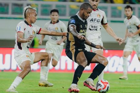 PREVIEW Persik vs Dewa United: Misi Macan Putih Kejar Poin di Kandang Foto BeritaJatim.com