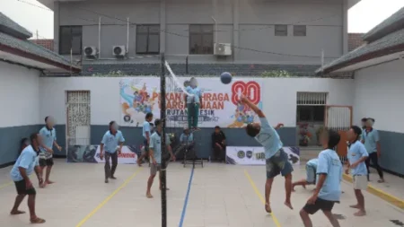 Meriah! Warga Binaan Rutan Gresik Gelar Pekan Olahraga Jelang HUT ke-80 RI Foto BeritaJatim.com