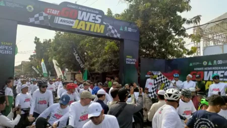 Ribuan Peserta Meriahkan Gowes Kemerdekaan GP Ansor Jatim di Pasuruan Foto BeritaJatim.com