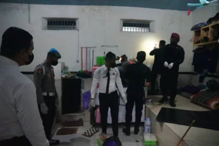 Rutan Pacitan Kecolongan, Barang Terlarang Ditemukan Saat Razia Gabungan Foto BeritaJatim.com