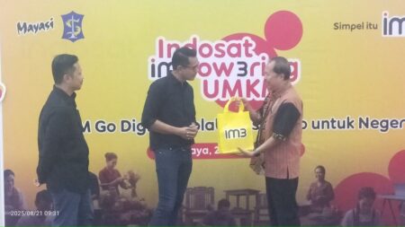 IM3 dan Pemkot Surabaya Dorong UMKM Naik Kelas Lewat Pemasaran Digital Hingga AI Foto BeritaJatim.com