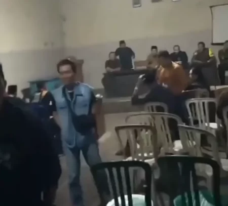 Ingin Gede-Gedean Sound Horeg, Panitia Karnaval di Blitar Emosi Usai Dibatasi Polisi Foto BeritaJatim.com