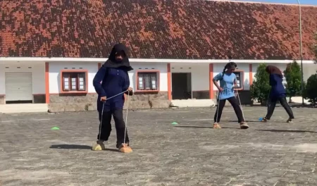 Begini Cara Siswa Sekolah Rakyat Ponorogo Atasi Homesick di Asrama Foto BeritaJatim.com