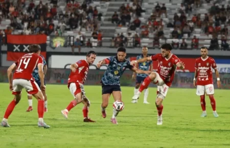 Link Live Streaming Madura United vs Bhayangkara Presisi, Kick-off Jumat Malam Foto BeritaJatim.com