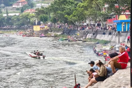 Masalah Telaga Sarangan Bukan Sekadar Getok Harga, Disbudpar Magetan Soroti Aset dan Regulasi Foto BeritaJatim.com
